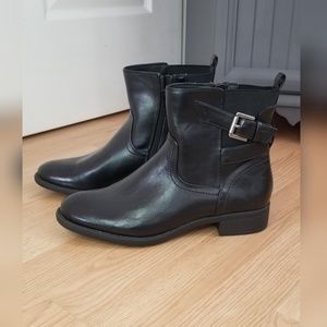 Ankle Boots With Buckles!